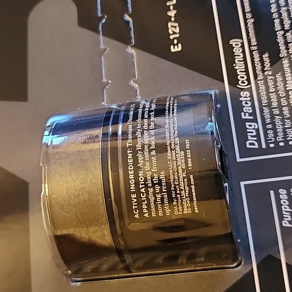 Perricone MD Cold Plasma Plus+ Neck & Chest Broad Spectrum SPF 25 - Picture 6 of 6